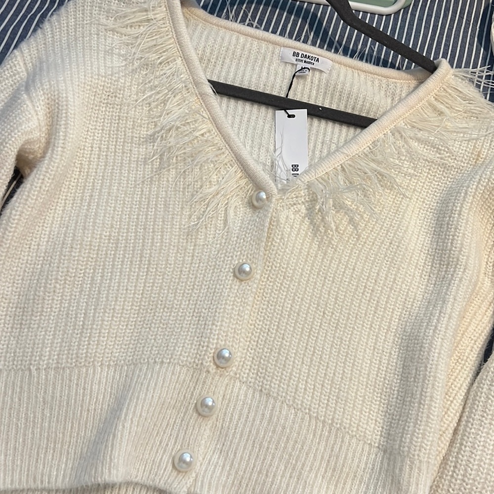 FEATHER PEARL CARDIGAN
